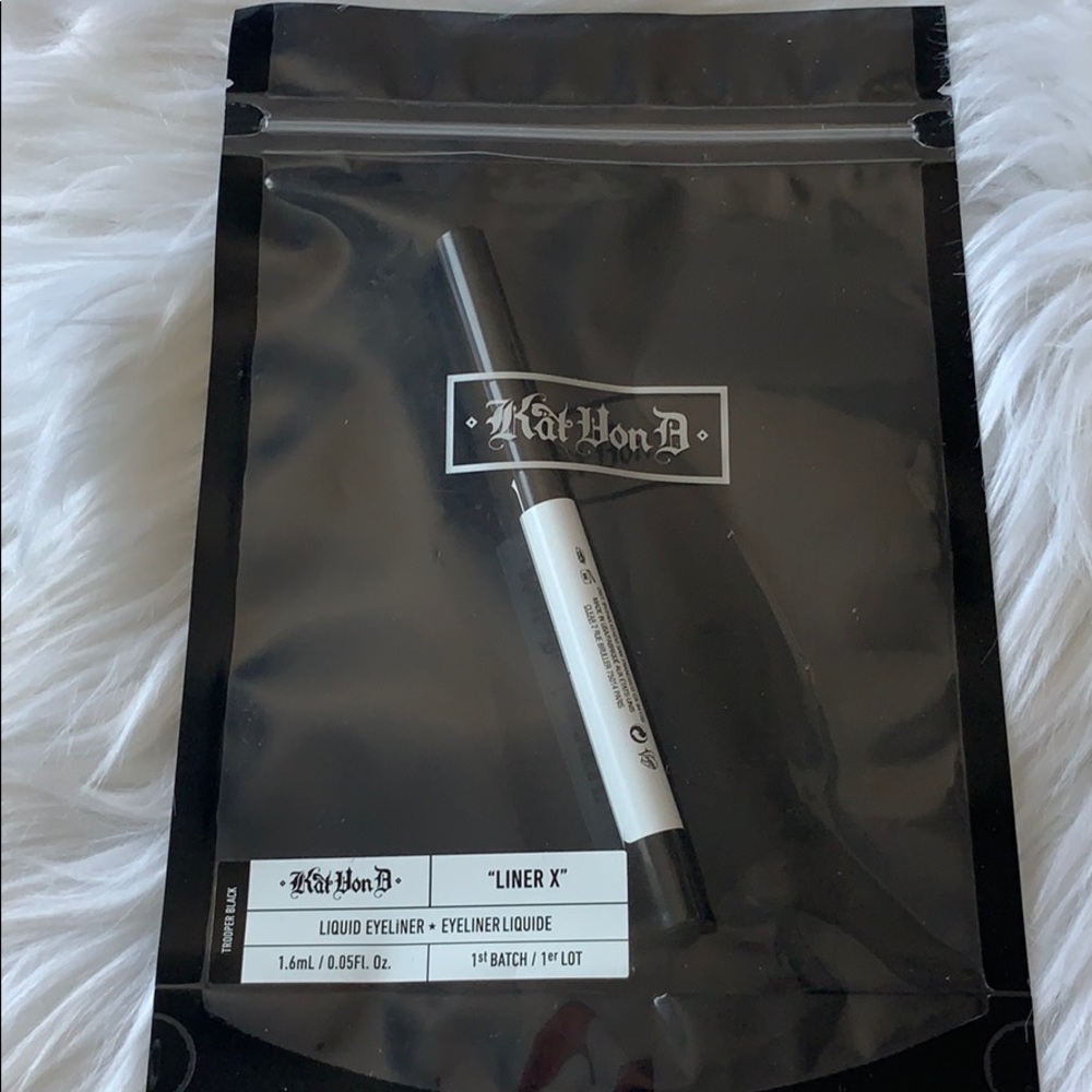 KVD eyeliner